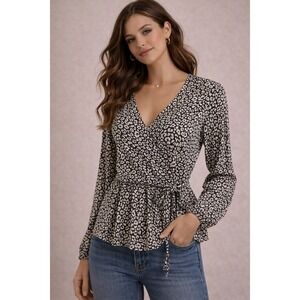 Old Navy Wrap Style Top Leopard Print‎ Long Sleeve Tie Waist Blouse Size L